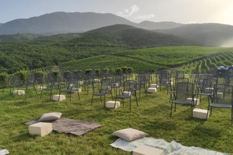 Προβολή του ντοκιμαντέρ So far, so close στο Κτήμα Κυρ-Γιάννη