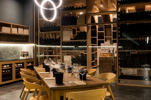 Αίθουσα Γιάννης Μπουτάρης